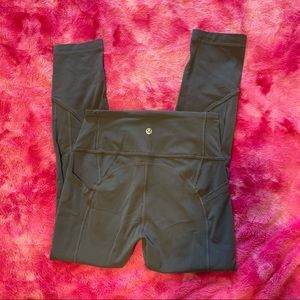 Grey Lululemon leggings 23”. Size 4